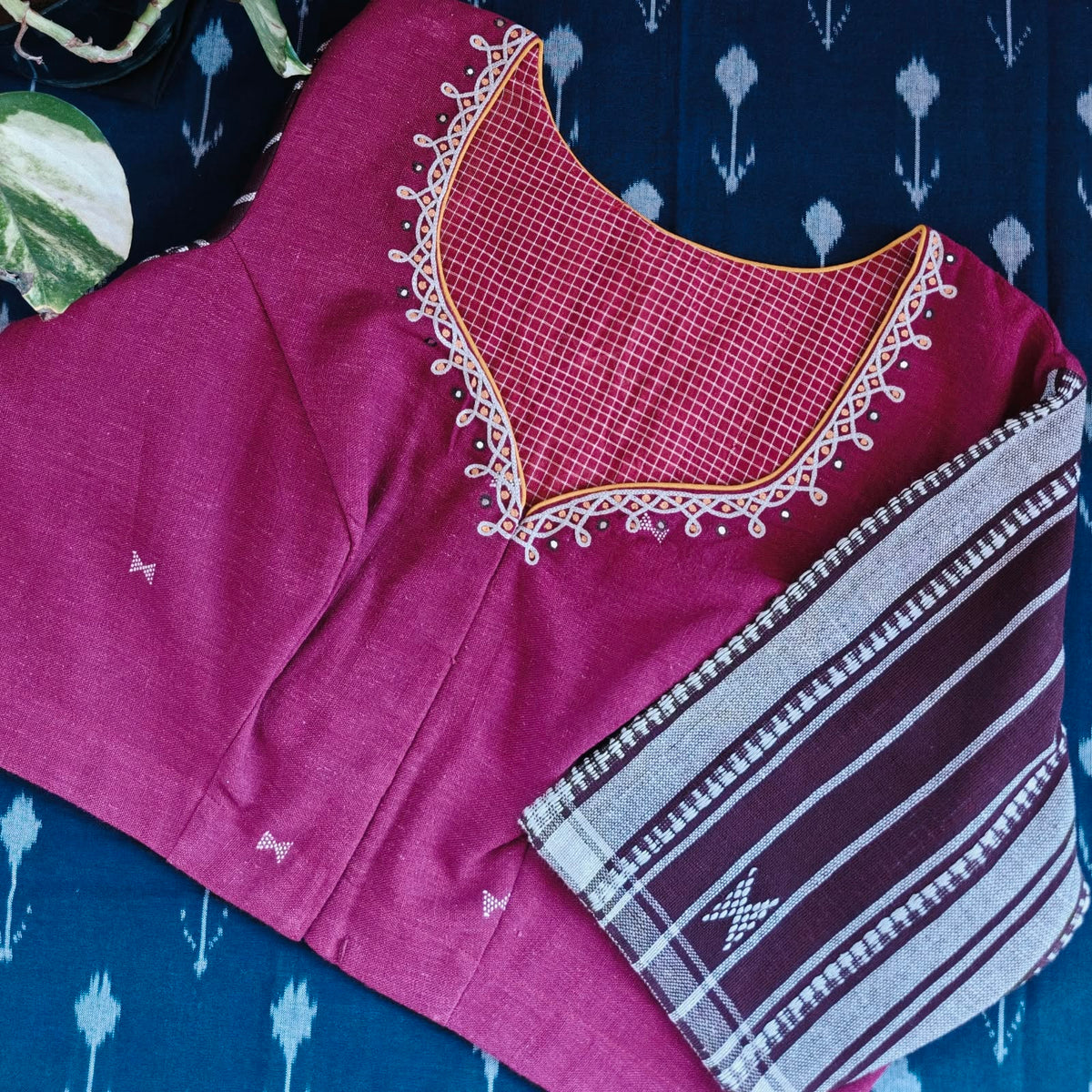 BURGUNDY IN KOTPAD