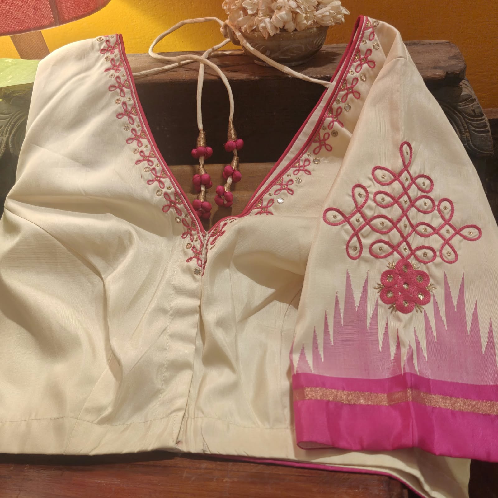 Ivory & Pink Korvai