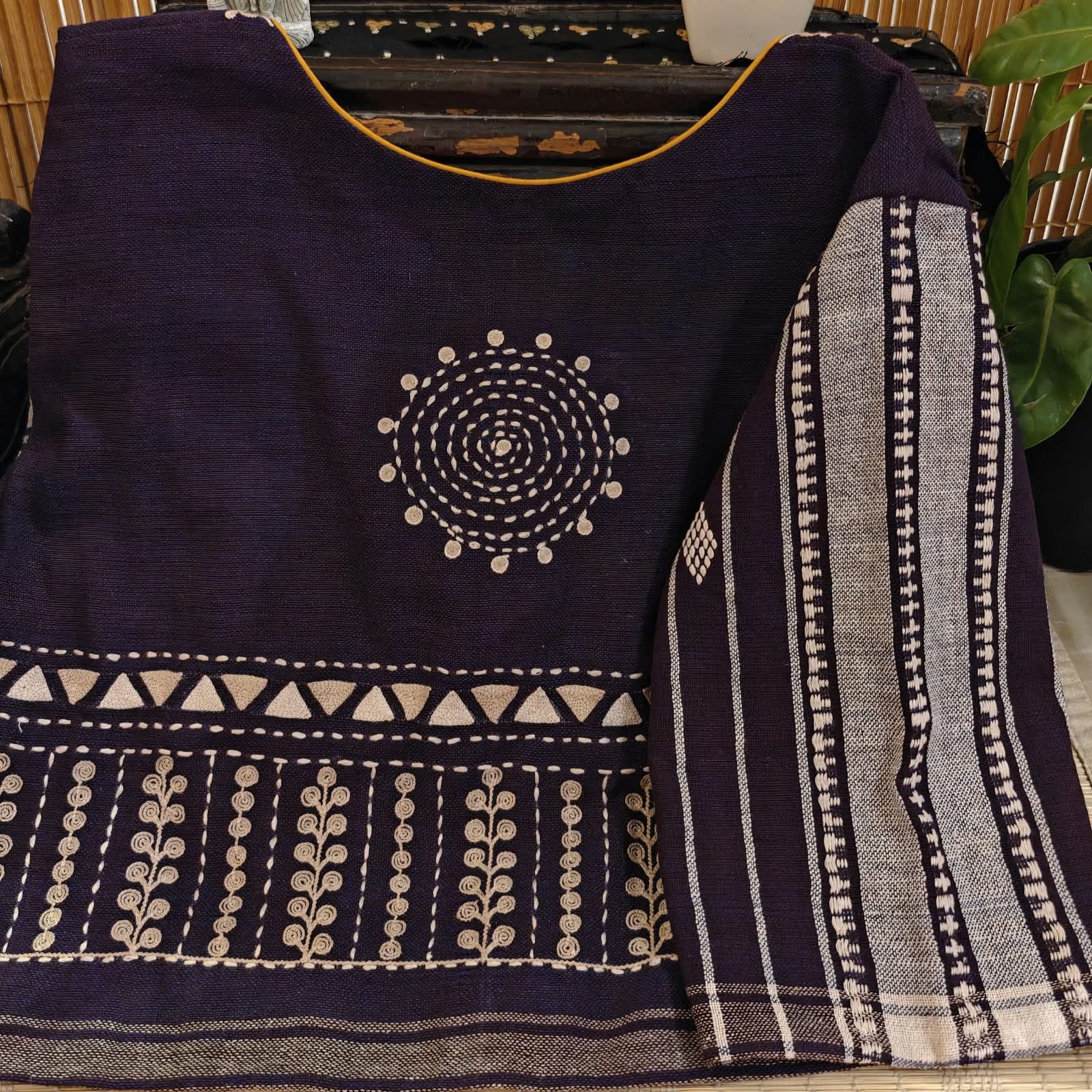 BHUMI | TRIBAL IN JAMBOL