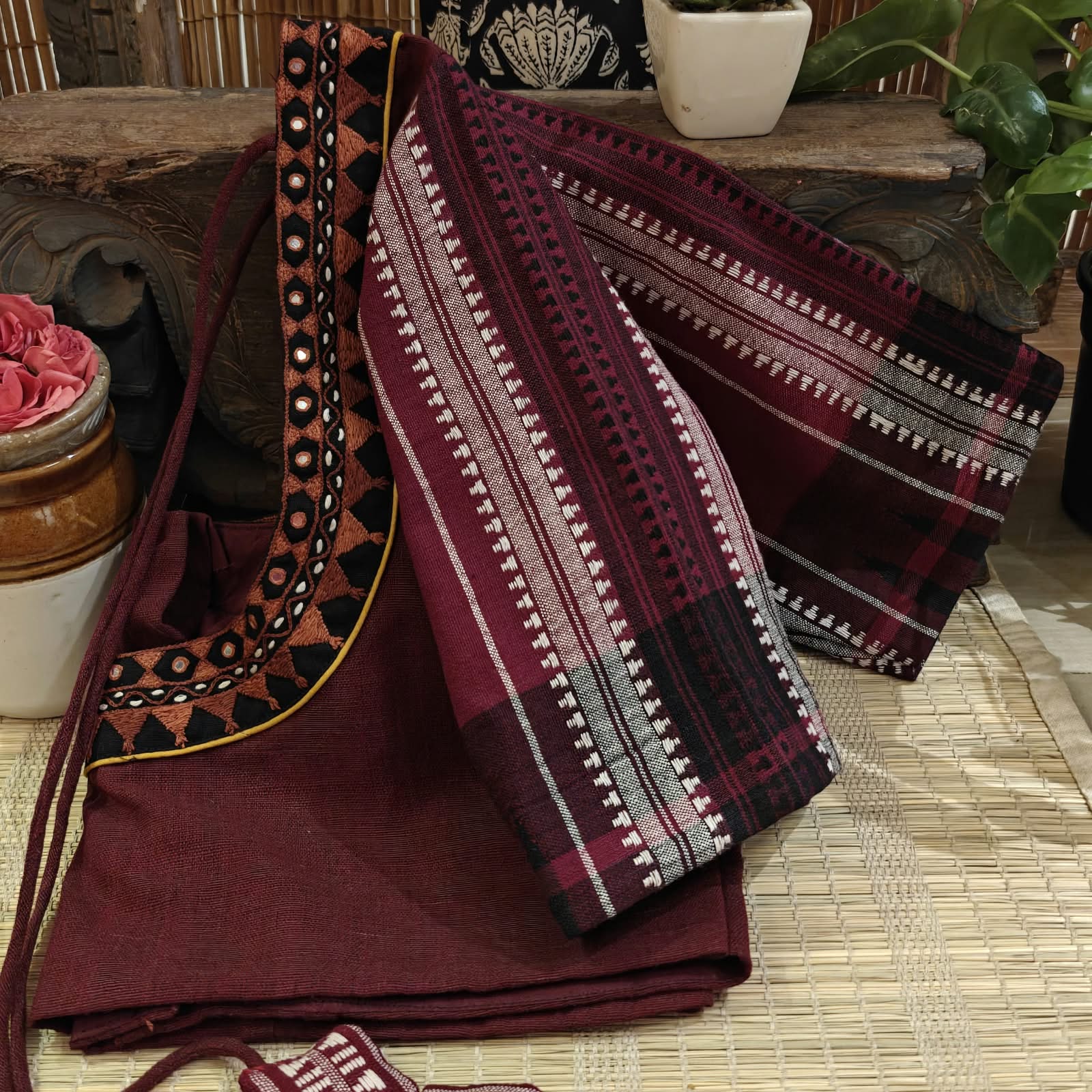 BHUMI | KOTPAD IN BURGUNDY & RUST