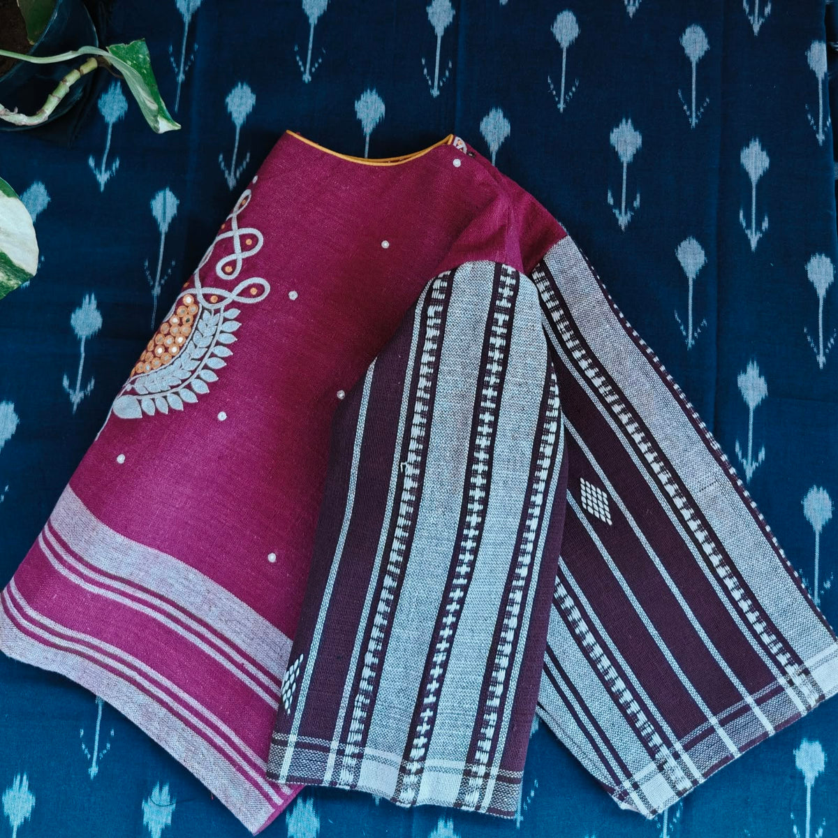 BURGUNDY IN KOTPAD