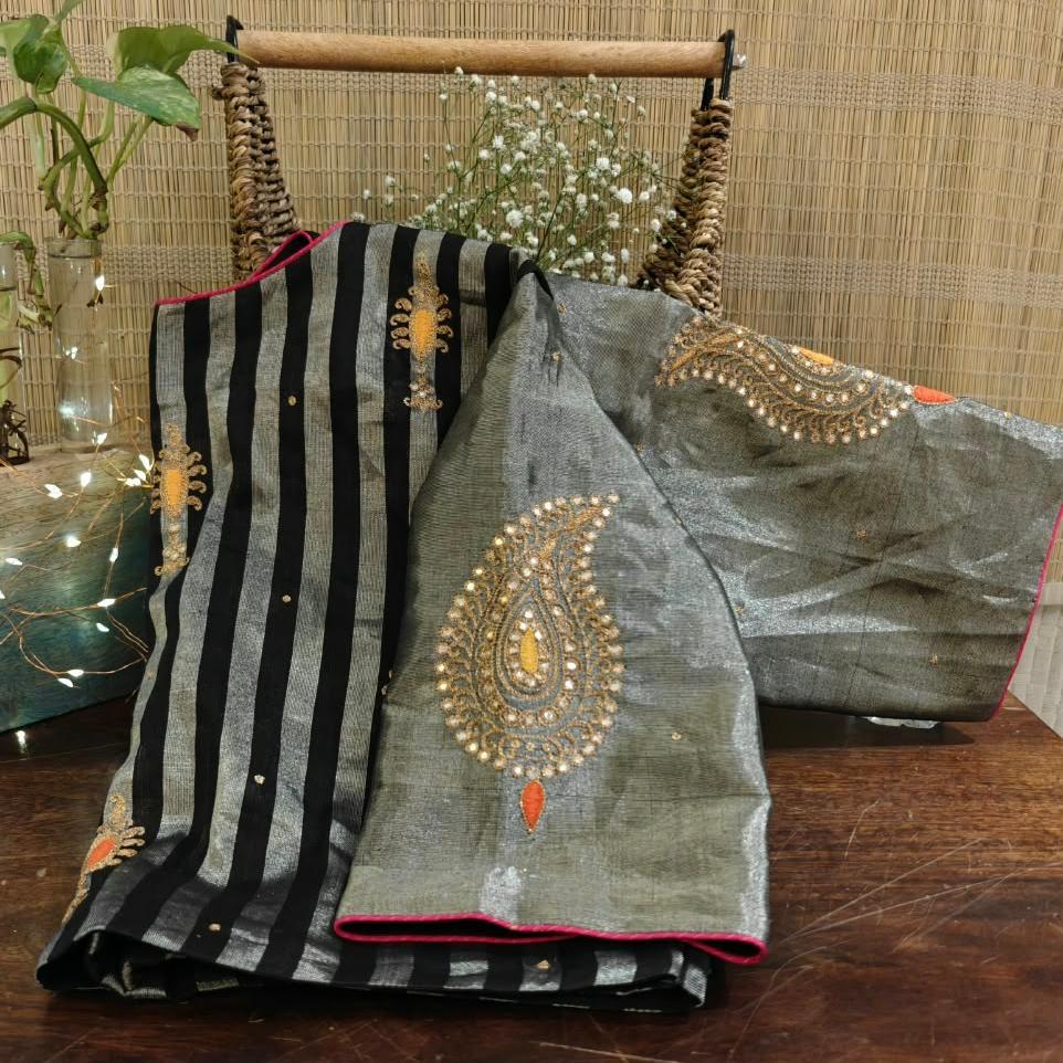 Chanderi | A Play of Stripes & Colour