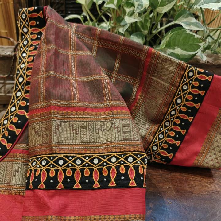 A Tinge of Silk, A Touch of Cotton
