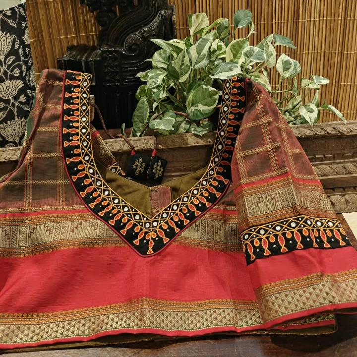 A Tinge of Silk, A Touch of Cotton