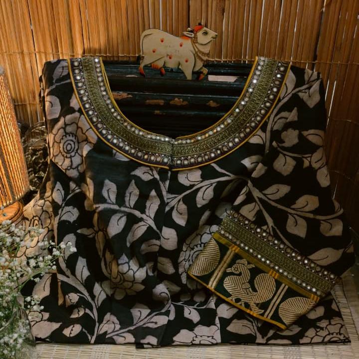 CHARCOAL & IVORY KALAMKARI