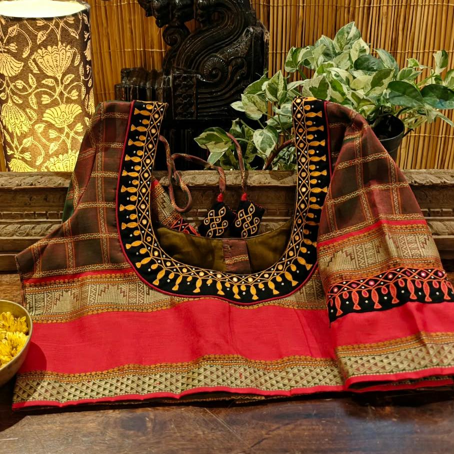 A Tinge of Silk, A Touch of Cotton (3)