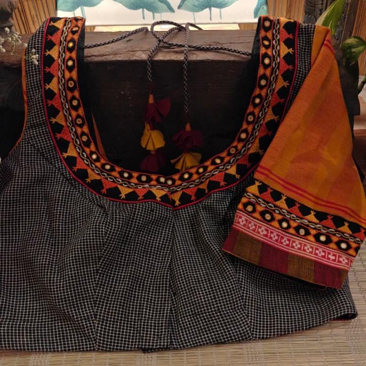 BHUMI | ORANGE & CHARCOAL