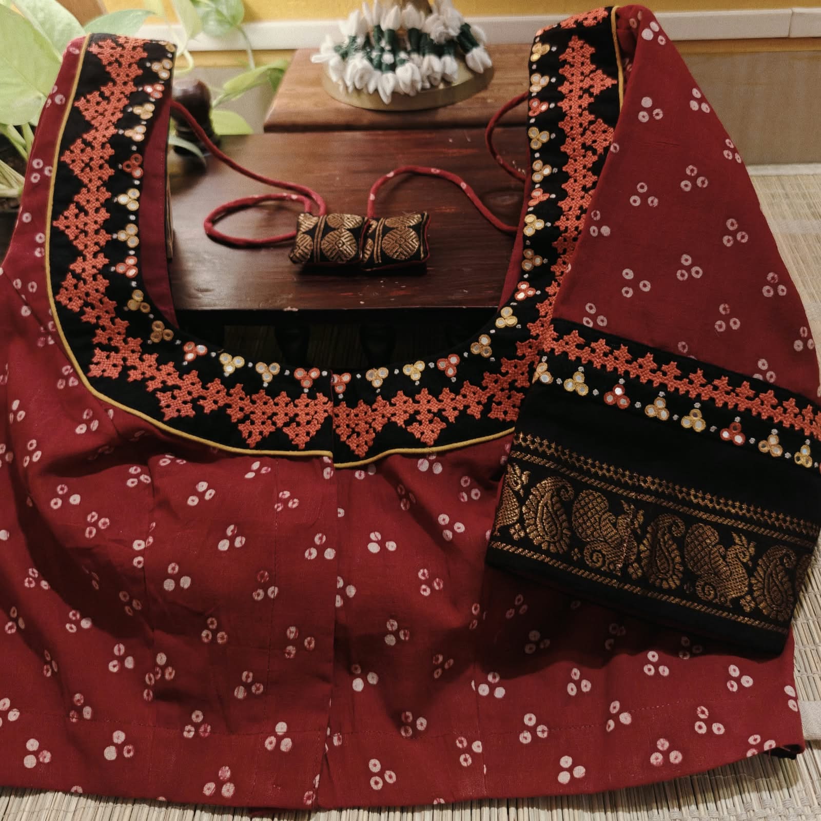 Sungudi in Red