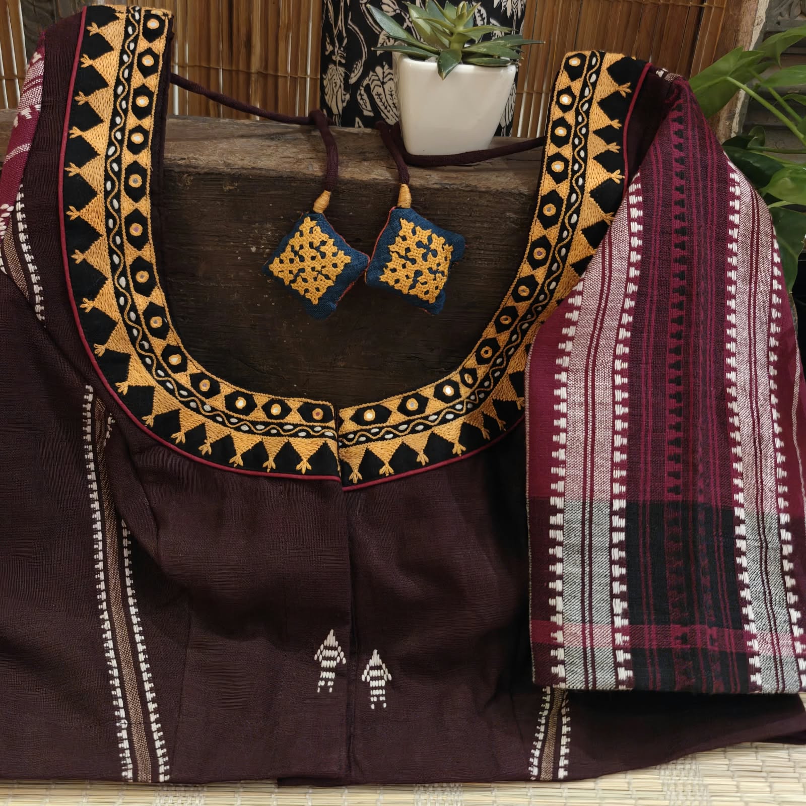 BHUMI | KOTPAD IN COFFEE & YELLOW