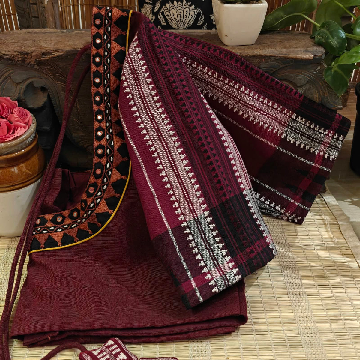 BHUMI | KOTPAD IN BURGUNDY & RUST