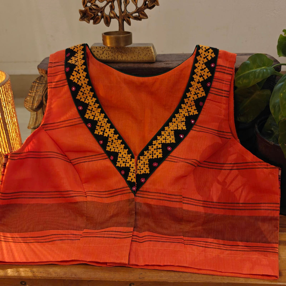 A Peachy Pause in Kalamkari