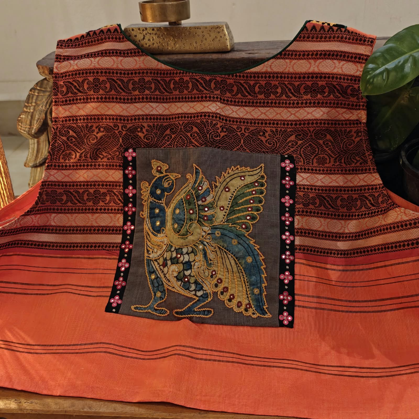 A Peachy Pause in Kalamkari