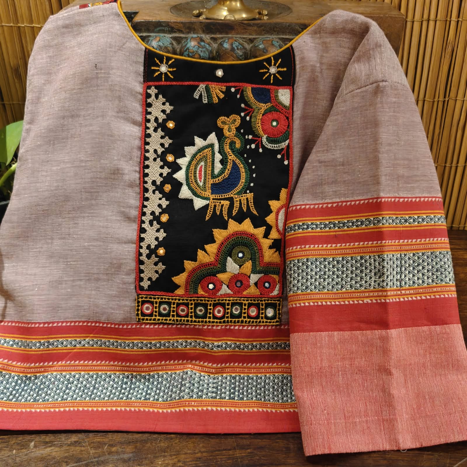 Threads of Kutchi