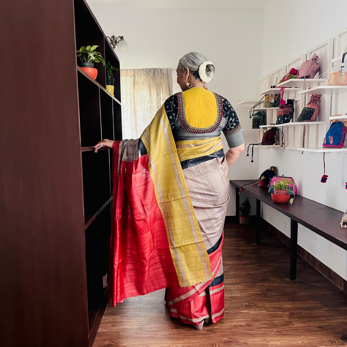Tussar | A Tale of Two Borders