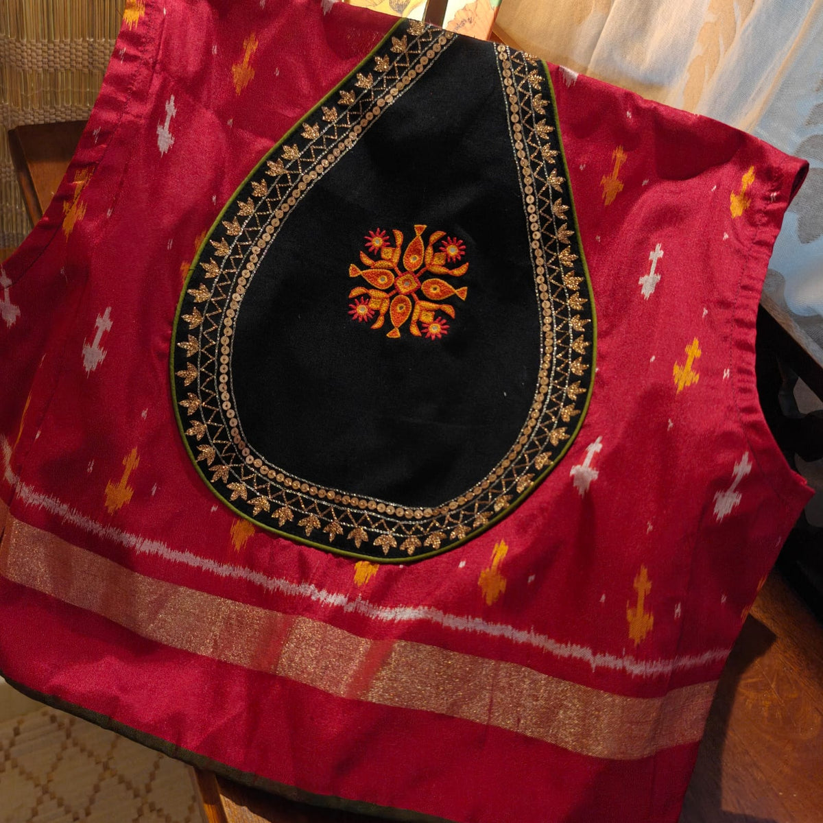 Silken Ikat | A Touch of Gold