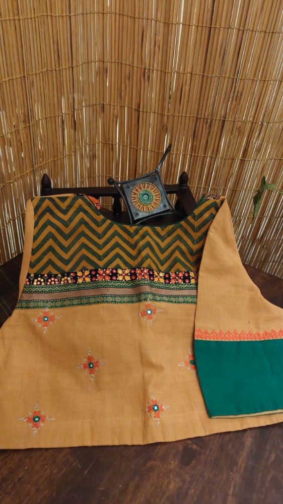 Picture of Tribal Lines