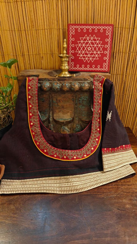 Picture of Bhumi: Earth & Ivory