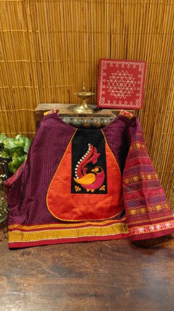 Picture of Motifs in Khun