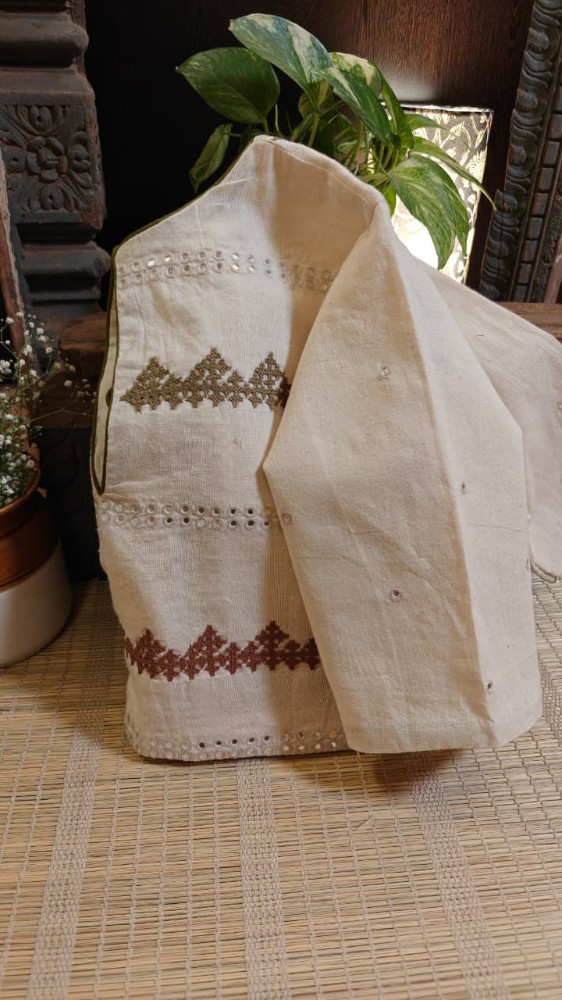 Picture of 🌾 Rustic Ivory Charm 🌾