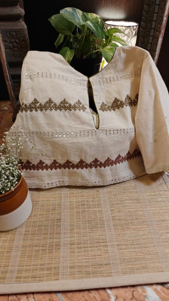 Picture of 🌾 Rustic Ivory Charm 🌾