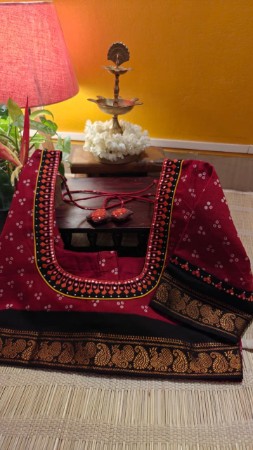 A Red Sungudi Tale