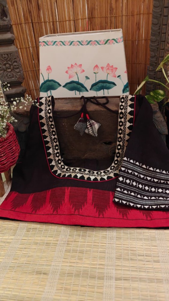 CHARCOAL & VERMILION