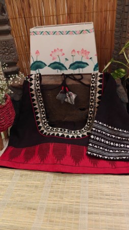 CHARCOAL & VERMILION