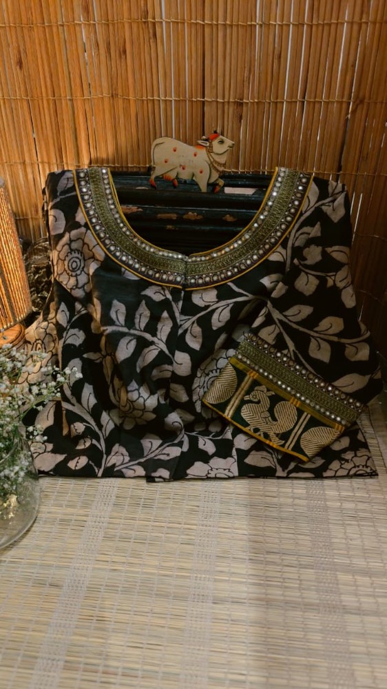 CHARCOAL & IVORY KALAMKARI