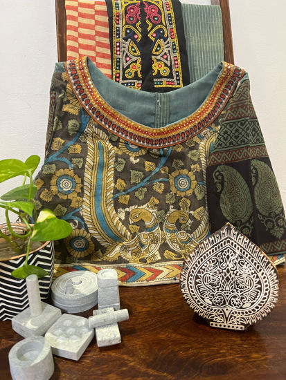 Peacocks & Paisleys
