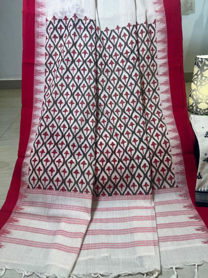 Ponduru and paisleys woven in tradition