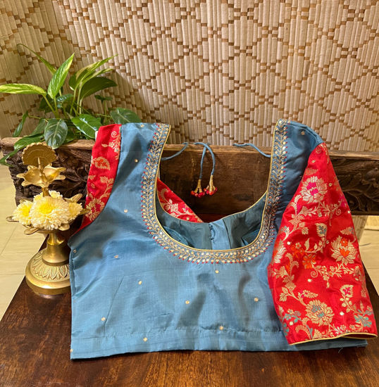 🔹 A Rare Find in blue and red🔸