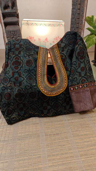 Silk in chanderi• Old-World Charm ✨