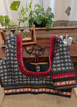 Charcoal, Ivory & Chilli Red 🔥🖤