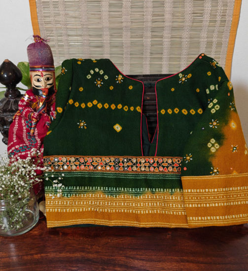 🌿 Bandhani Traditions, Timeless Celebrations 🌿