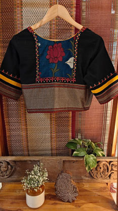 Kalamkari on Black Linen🪷💙