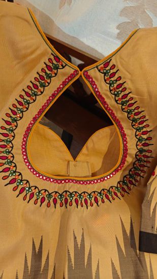 🤎 Sandal & Charcoal Stories