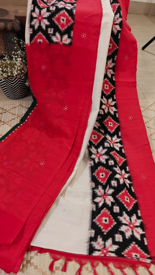 Ivory Telia Rumal — A Heritage Weave