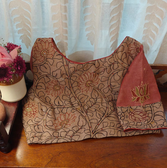 Vintage Gold on beige and rust.