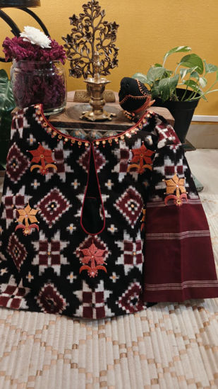 Telia Rumal — Tribal Stories in Cotton