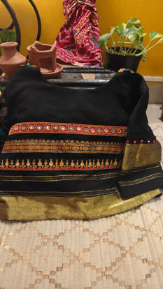 Jam Kambaliya — Rows of Tribal Threads