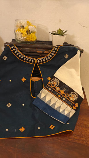 Indigo. Ponduru. A Story in Threads.