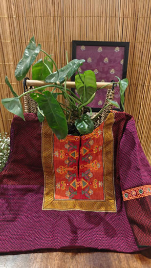 Magenta Tribe in Khun