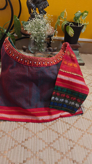 Colours of Khun
