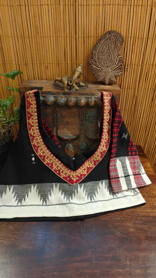 Bhumi: In Black & Ivory